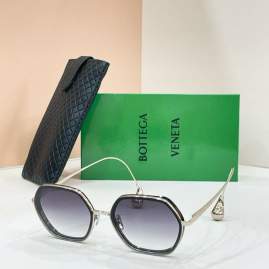 Picture of Bottega Veneta Sunglasses _SKUfw80235972fw